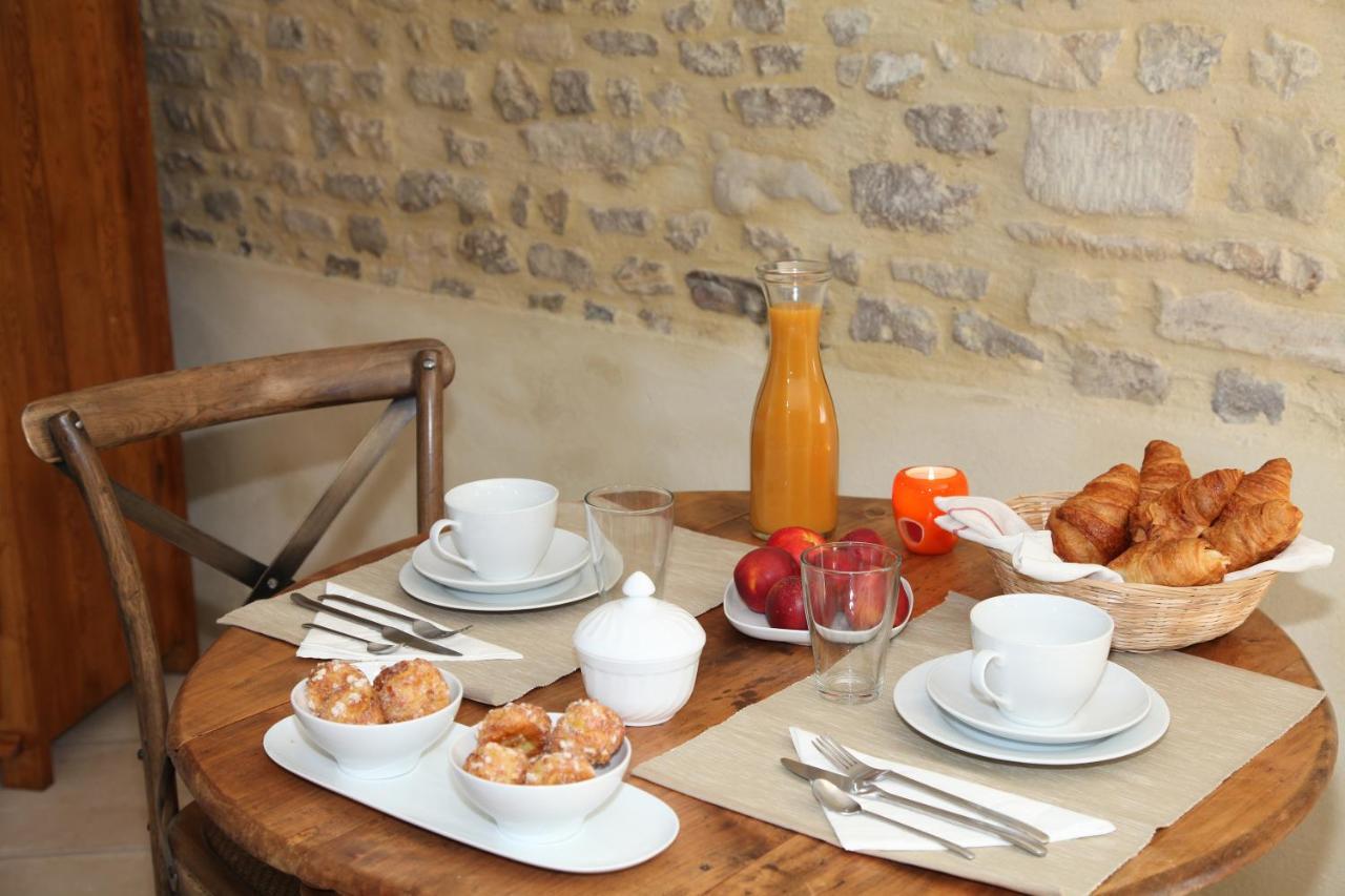 Les Perelles Bed & Breakfast Saint-Vigor-le-Grand Exterior photo